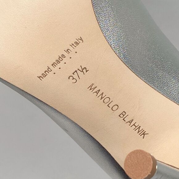 Manolo Blahnik Hangisi 105MM Crystal Buckle Leather Pumps size 37.5 - Picture 16 of 16